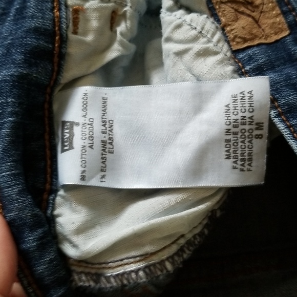 Women's Levi Jeans - Picture 5 of 5